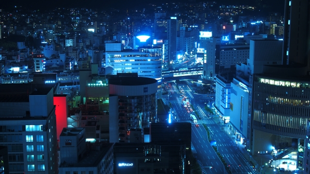 兵庫県三ノ宮駅の夜の街並み