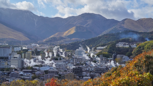 湯けむり温泉街