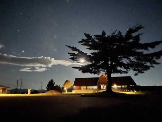 六呂師高原の夜景