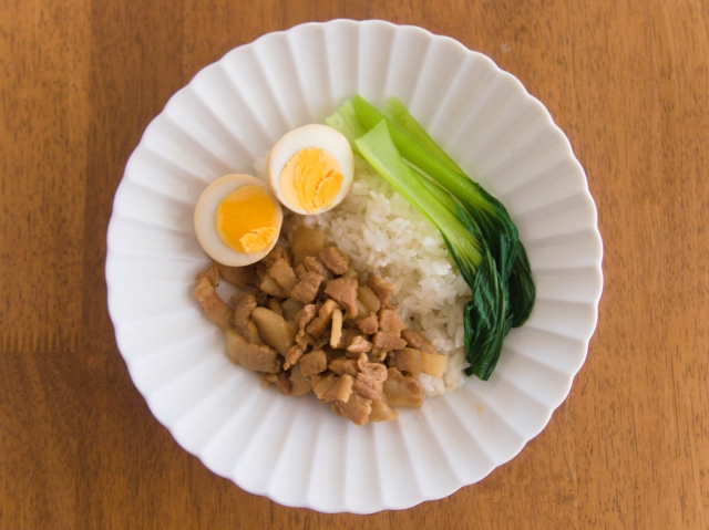 台湾料理　ルーローハン
