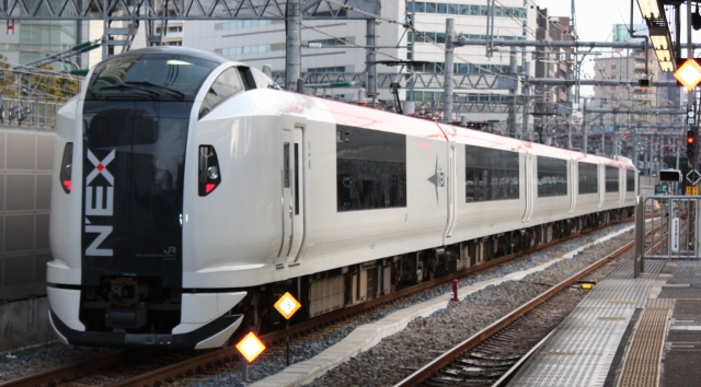 成田エクスプレスの車体