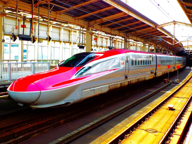 新幹線こまちの車体