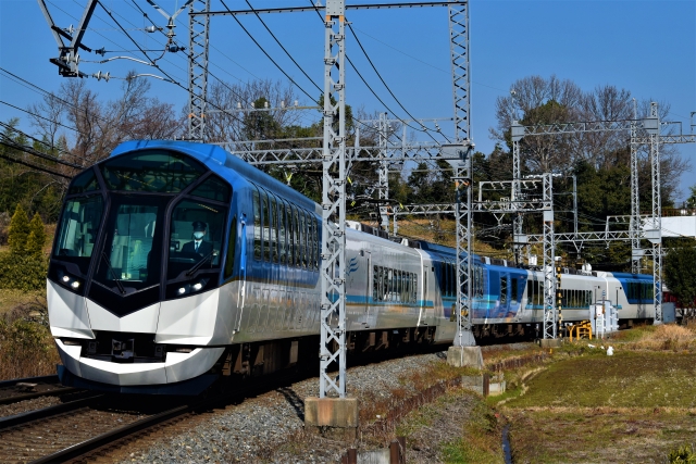 特急しまかぜの車体