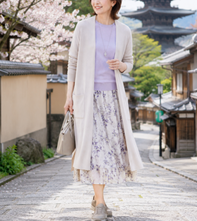 春の京都60代の女性のコーディネート